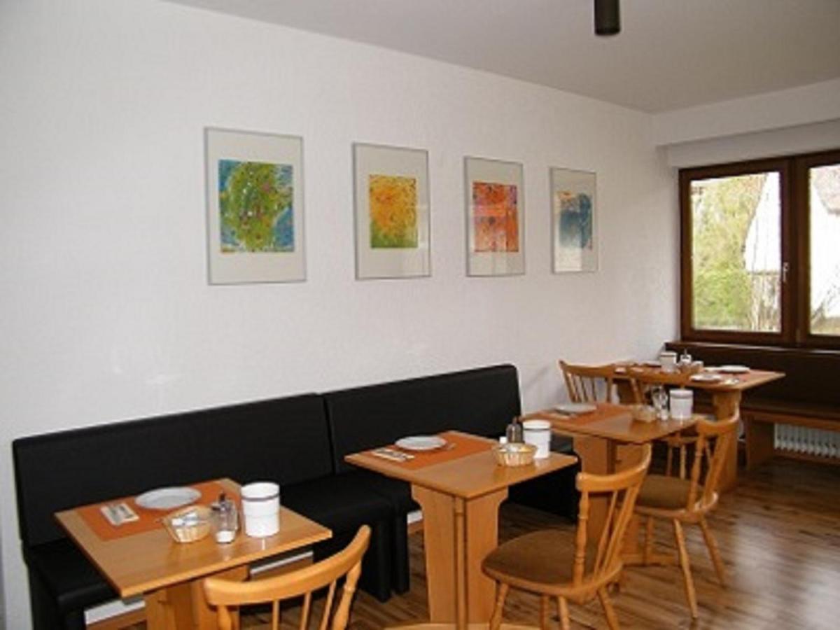 Gaestehaus Ruh - Non-Smoking ไฟรบวร์กอิมไบรส์เกา ภายนอก รูปภาพ